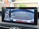 【アラウンドビューモニター】搭載車です☆後方を見るだけでなく、車を上から見たような映像で周囲を確認できるので、駐車がより安全に、より楽になりますね♪後方だけでなく縦列駐車もしやすくなりますよ♪