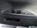 1オーナー車のユーザー買取車とは前オーナー様の記録簿が残っていて、車歴がはっきりしていますので安心してお乗り頂けますよ☆取説、保証書、スペアキーもしっかり残っています(^_-)-☆