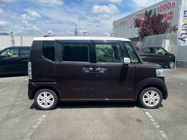 Ｎ－ＢＯＸ ２トーンカラースタイル　Ｇ・Ｌパッケージ　フルフラット　ＥＴＣ付　Ｒカメラ　左右エアバック　地デジフルセグ　ＩＳＴＯＰ　Ｓキー　ナビＴＶ　盗難防止装置　横滑り防止装置付　オートエアコン　パワーウィンドウ　パワーステアリング　ベンチＳ　ＡＢＳ（11枚目）