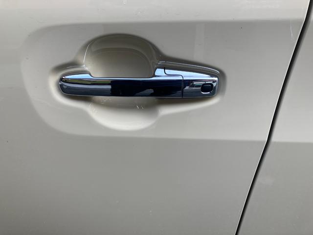 ワゴンRスマイル ハイブリッドX ナビ 両側電動スライドドア 衝突被害軽減ブレーキ パーキングセンサー レーンキープアシスト スマートキー 電動格納式ミラー フォグライト 運転席シートヒーター シートバックテーブル オートライト(27枚目)