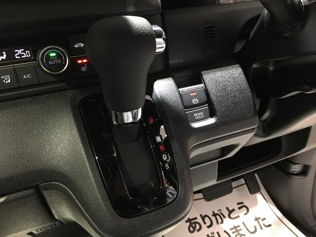 ベースグレード　新型／ＨｏｎｄａＳＥＮＳＩＮＧ／ＨｏｎｄａＣＯＮＮＥＣＴｆｏｒＧａｔｈｅｒｓ＋ナビパケ／ＬＥＤヘッドライト／左側パワースライドドア／電子パーキングブレーキ／前席シートヒーター／純正１４ＡＷ／禁煙車(19枚目)