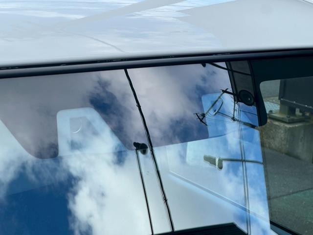アルト Ｌ　純正ナビ　衝突被害軽減ブレーキ　パーキングセンサー　レーンキープアシスト　運転席シートヒーター　キーレス　電動格納式ミラー　横滑り防止　アイドリングストップ　マニュアルエアコン（6枚目）