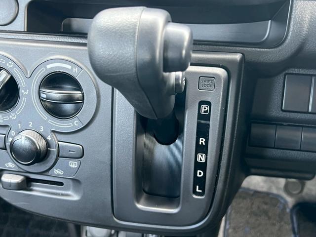 アルト Ｌ　純正ナビ　衝突被害軽減ブレーキ　パーキングセンサー　レーンキープアシスト　運転席シートヒーター　キーレス　電動格納式ミラー　横滑り防止　アイドリングストップ　マニュアルエアコン（52枚目）