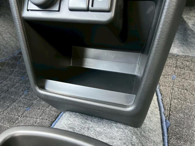 アルト Ｌ　純正ナビ　衝突被害軽減ブレーキ　パーキングセンサー　レーンキープアシスト　運転席シートヒーター　キーレス　電動格納式ミラー　横滑り防止　アイドリングストップ　マニュアルエアコン（58枚目）