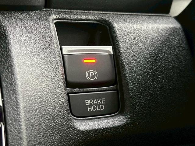 Ｎ－ＢＯＸカスタム ベースグレード　ＨｏｎｄａＳＥＮＳＩＮＧ　片側電動スライドドア　アダプティブクルーズコントロール　電子パーキング　オートブレーキホールド　純正アルミホイール　ＬＥＤヘッドライト　運転席＆助手席シートヒーター（42枚目）