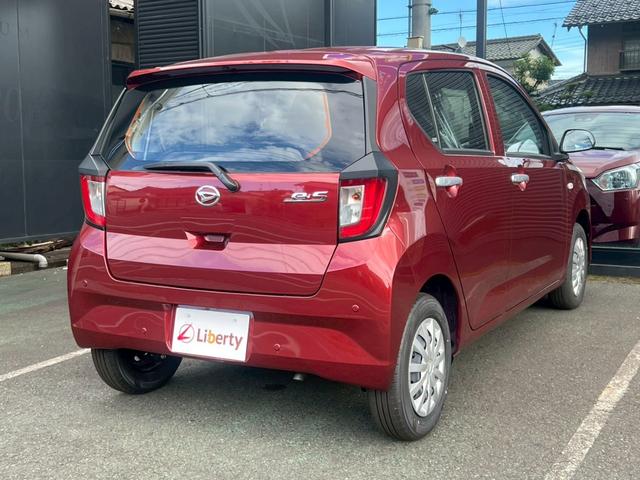 ミライース Ｌ　ＳＡＩＩＩ　衝突被害軽減ブレーキ　キーレスエントリー　イモビライザー　横滑り防止装置　パワーウィンドウ　パワステ　オートエアコン　ＡＢＳ　電動格納式ドアミラー前後障害物センサー　アイドリングストップ（13枚目）