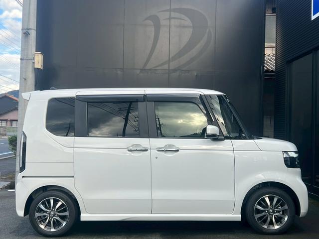 Ｎ－ＢＯＸカスタム ベースグレード　ＨｏｎｄａＳＥＮＳＩＮＧ　ドラレコ　ＥＴＣ　片側電動スライド　電子パーキング　オートブレーキホールド　アダプティブクルーズコントロール　運転席＆助手席シートヒーター　ＬＥＤヘッドライト　スマートキー（12枚目）