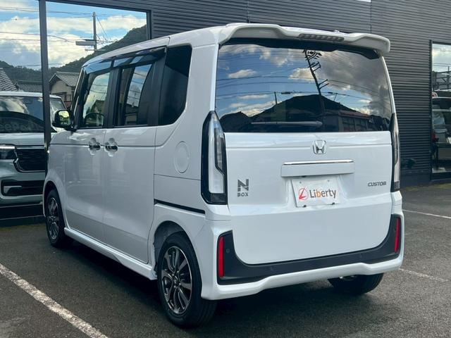Ｎ－ＢＯＸカスタム ベースグレード　ＨｏｎｄａＳＥＮＳＩＮＧ　ドラレコ　ＥＴＣ　片側電動スライド　電子パーキング　オートブレーキホールド　アダプティブクルーズコントロール　運転席＆助手席シートヒーター　ＬＥＤヘッドライト　スマートキー（14枚目）