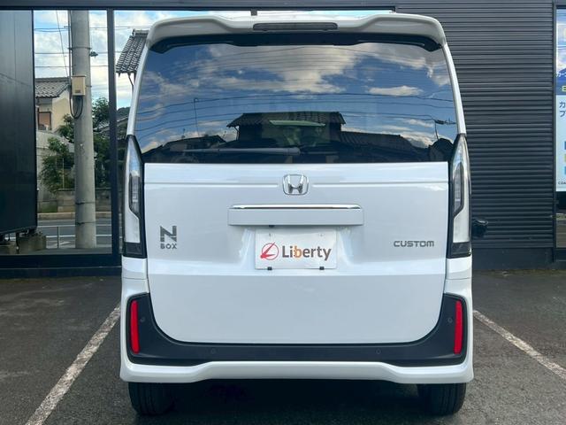 Ｎ－ＢＯＸカスタム ベースグレード　ＨｏｎｄａＳＥＮＳＩＮＧ　ドラレコ　ＥＴＣ　片側電動スライド　電子パーキング　オートブレーキホールド　アダプティブクルーズコントロール　運転席＆助手席シートヒーター　ＬＥＤヘッドライト　スマートキー（15枚目）