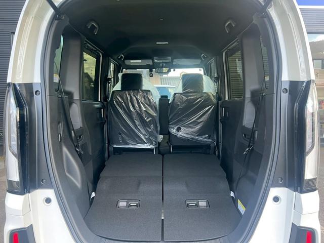 Ｎ－ＢＯＸカスタム ベースグレード　ＨｏｎｄａＳＥＮＳＩＮＧ　ドラレコ　ＥＴＣ　片側電動スライド　電子パーキング　オートブレーキホールド　アダプティブクルーズコントロール　運転席＆助手席シートヒーター　ＬＥＤヘッドライト　スマートキー（24枚目）