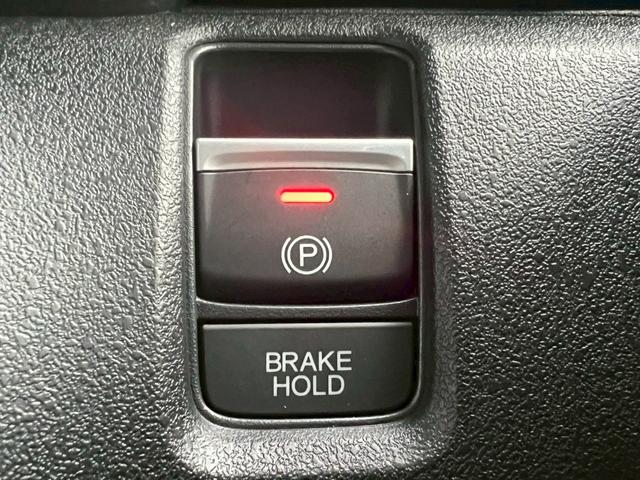 Ｎ－ＢＯＸカスタム ベースグレード　ＨｏｎｄａＳＥＮＳＩＮＧ　ドラレコ　ＥＴＣ　片側電動スライド　電子パーキング　オートブレーキホールド　アダプティブクルーズコントロール　運転席＆助手席シートヒーター　ＬＥＤヘッドライト　スマートキー（47枚目）