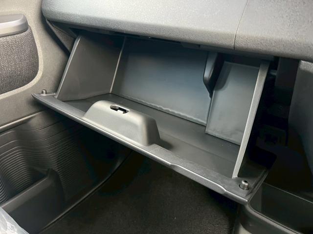 Ｎ－ＢＯＸカスタム ベースグレード　ＨｏｎｄａＳＥＮＳＩＮＧ　ドラレコ　ＥＴＣ　片側電動スライド　電子パーキング　オートブレーキホールド　アダプティブクルーズコントロール　運転席＆助手席シートヒーター　ＬＥＤヘッドライト　スマートキー（58枚目）