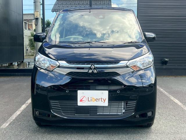 ｅＫワゴン Ｍ　純正ナビ　バックカメラ　衝突被害軽減ブレーキ　レーンキープアシスト　前席シートヒーター　電動格納式ミラー　パワーウィンドウ　マニュアルエアコン　キーレスエントリー　オートライト（8枚目）