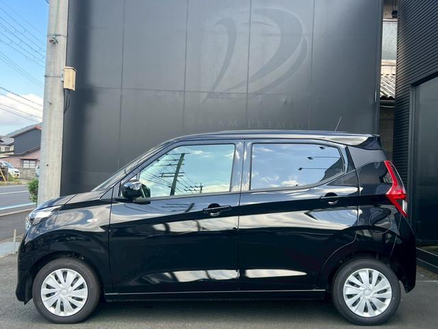 ｅＫワゴン Ｍ　純正ナビ　バックカメラ　衝突被害軽減ブレーキ　レーンキープアシスト　前席シートヒーター　電動格納式ミラー　パワーウィンドウ　マニュアルエアコン　キーレスエントリー　オートライト（11枚目）