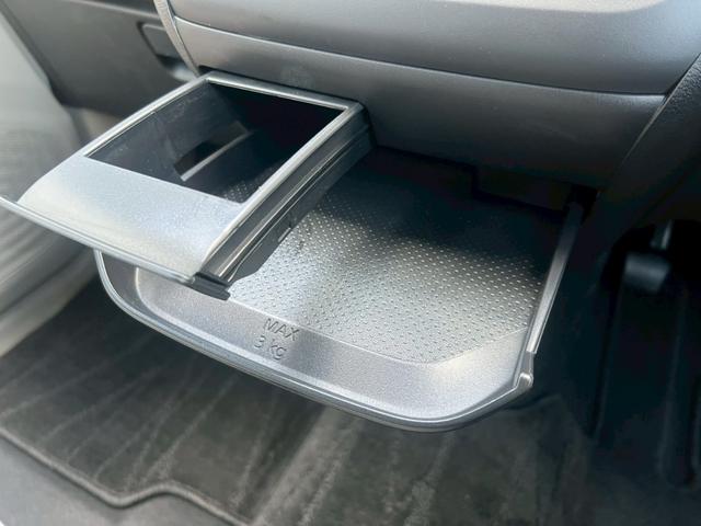 ｅＫワゴン Ｍ　純正ナビ　バックカメラ　衝突被害軽減ブレーキ　レーンキープアシスト　前席シートヒーター　電動格納式ミラー　パワーウィンドウ　マニュアルエアコン　キーレスエントリー　オートライト（55枚目）