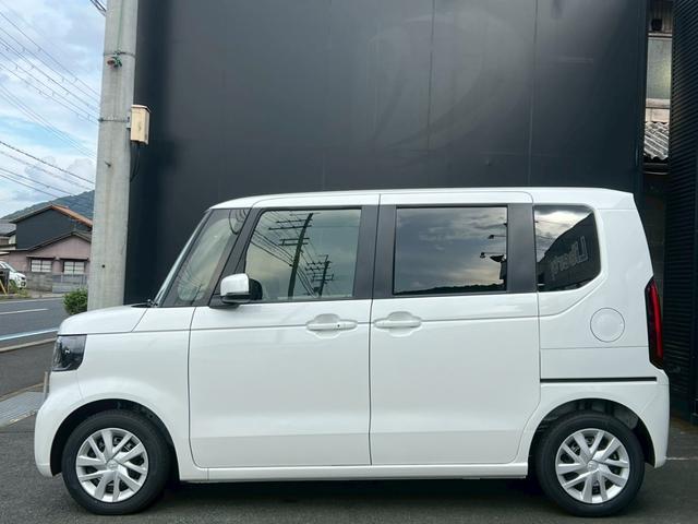 Ｎ－ＢＯＸ ベースグレード　ＨｏｎｄａＳＥＮＳＩＮＧ　片側電動スライドドア　運転席シートヒーター　電子パーキング　ブレーキホールド　スマートキー　ＥＣＯモード　ＬＥＤヘッドライト　オートエアコン　バックカメラ（9枚目）