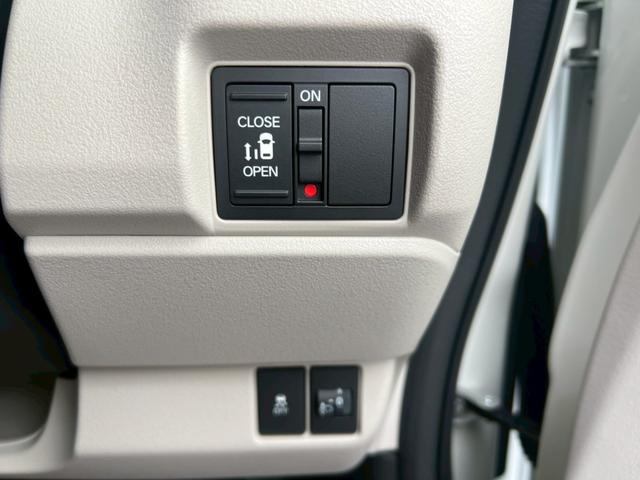 Ｎ－ＢＯＸ ベースグレード　ＨｏｎｄａＳＥＮＳＩＮＧ　片側電動スライドドア　運転席シートヒーター　電子パーキング　ブレーキホールド　スマートキー　ＥＣＯモード　ＬＥＤヘッドライト　オートエアコン　バックカメラ（35枚目）