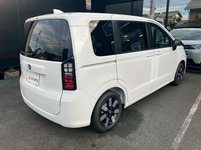 フリード エアー　ＥＸ　バックカメラ　クリアランスソナー　オートクルーズコントロール　レーンアシスト　衝突被害軽減システム　両側電動スライドドア　オートライト　ＬＥＤヘッドランプ　スマートキー　電動格納ミラー　シートヒーター（13枚目）