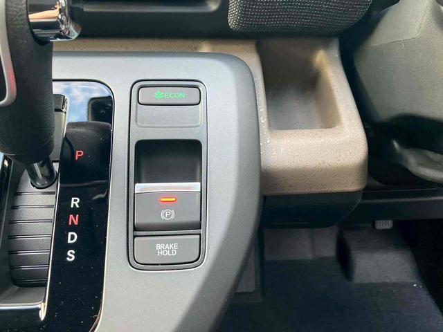 フリード エアー　ＥＸ　バックカメラ　クリアランスソナー　オートクルーズコントロール　レーンアシスト　衝突被害軽減システム　両側電動スライドドア　オートライト　ＬＥＤヘッドランプ　スマートキー　電動格納ミラー　シートヒーター（27枚目）