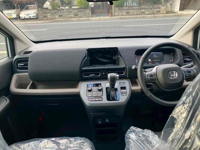 フリード エアー　ＥＸ　バックカメラ　クリアランスソナー　オートクルーズコントロール　レーンアシスト　衝突被害軽減システム　両側電動スライドドア　オートライト　ＬＥＤヘッドランプ　スマートキー　電動格納ミラー　シートヒーター（37枚目）