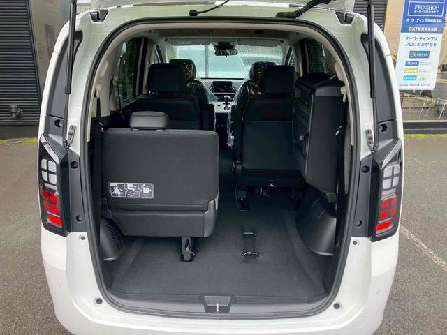 フリード エアー　ＥＸ　バックカメラ　クリアランスソナー　オートクルーズコントロール　レーンアシスト　衝突被害軽減システム　両側電動スライドドア　オートライト　ＬＥＤヘッドランプ　スマートキー　電動格納ミラー　シートヒーター（46枚目）