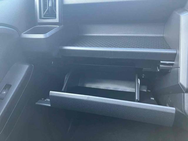 タフト Ｘ　クリアランスソナー　衝突被害軽減システム　オートライト　ＬＥＤヘッドランプ　スマートキー　電動格納ミラー　サンルーフ　ＣＶＴ　盗難防止システム　ＡＢＳ　ＥＳＣ　衝突安全ボディ　エアコン（48枚目）