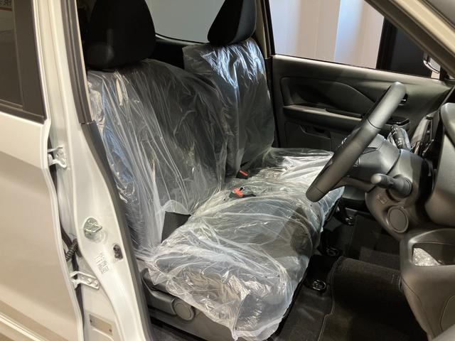 デイズ ハイウェイスター　Ｘ　ｉストップ　コーナーソナー　エマージェンシブレーキ　イモビライザー　Ｂモニター　衝突安全ボディ　全周囲カメラ　横滑り防止　ＬＥＤ　ベンチシート　スマートキー　フロントカメラ　オートエアコン　キーレス（7枚目）