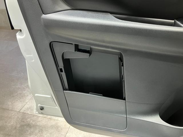 デイズ ハイウェイスター　Ｘ　ｉストップ　コーナーソナー　エマージェンシブレーキ　イモビライザー　Ｂモニター　衝突安全ボディ　全周囲カメラ　横滑り防止　ＬＥＤ　ベンチシート　スマートキー　フロントカメラ　オートエアコン　キーレス（39枚目）