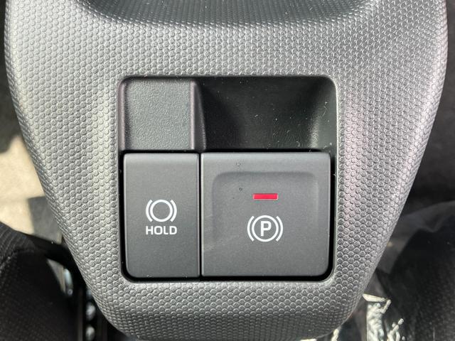 タフト Ｘ　助手席エアバック　運転席エアバック　ブレーキサポート　エコアイドル　レーンキープ　ソナー　横滑り防止　スカイルーフ　サイドエアバッグ　Ｂカメラ　ＡＢＳ付き　フルオートエアコン　ＬＥＤヘットライト（18枚目）