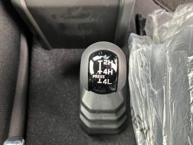 ジムニー ＸＣ　サイドＳＲＳ　ＬＥＤヘットランプ　助手席エアバック　シ－トヒ－タ－　イモビライザー　アクティブクルーズコントロール　横滑り防止システム　フルフラットシート　ＳＲＳ　エアコン　切替４ＷＤ　衝突安全ボディ（16枚目）