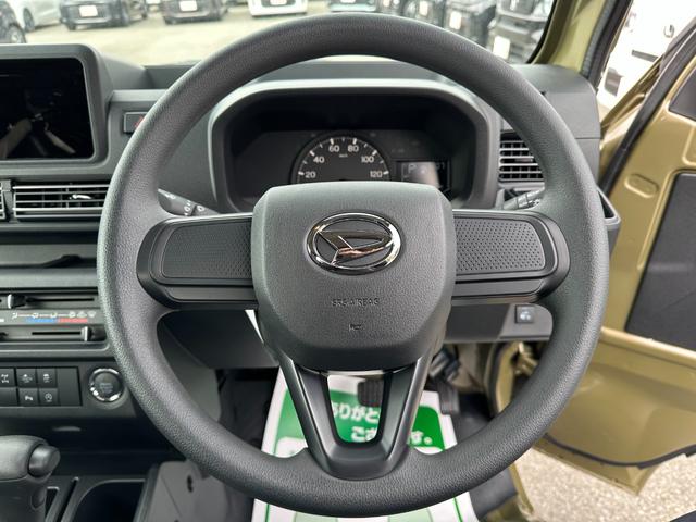 ハイゼットトラック ジャンボエクストラ　スマートアシストＩＩＩ　４ＷＤ　オートマ　ＬＥＤ作業灯　スマートキー　プッシュスタート　ＬＥＤヘッドライトフォグランプ　純正フロアマット　純正ドアバイザー（10枚目）