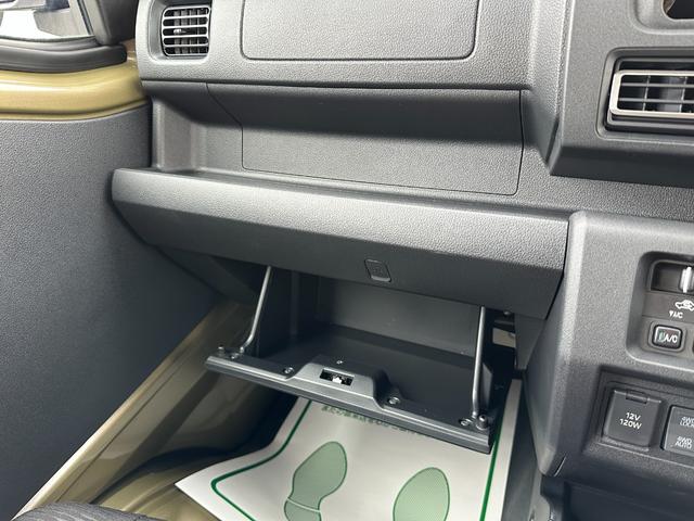 ハイゼットトラック ジャンボエクストラ　スマートアシストＩＩＩ　４ＷＤ　オートマ　ＬＥＤ作業灯　スマートキー　プッシュスタート　ＬＥＤヘッドライトフォグランプ　純正フロアマット　純正ドアバイザー（25枚目）