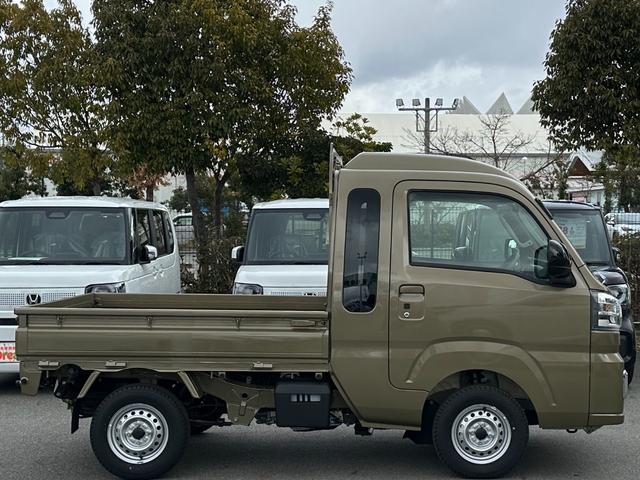 ハイゼットトラック ジャンボエクストラ　スマートアシストＩＩＩ　４ＷＤ　オートマ　ＬＥＤ作業灯　スマートキー　プッシュスタート　ＬＥＤヘッドライトフォグランプ　純正フロアマット　純正ドアバイザー（41枚目）
