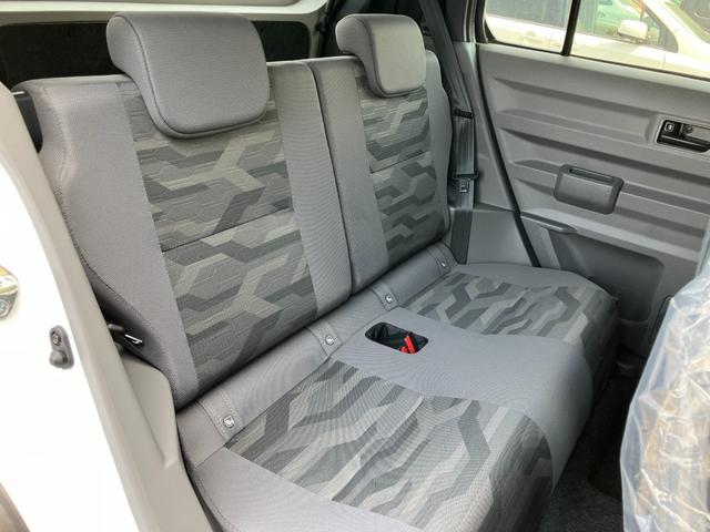 タフト Ｘ　助手席エアバック　運転席エアバック　ブレーキサポート　エコアイドル　レーンキープ　ソナー　横滑り防止　スカイルーフ　サイドエアバッグ　Ｂカメラ　ＡＢＳ付き　フルオートエアコン　ＬＥＤヘットライト（9枚目）
