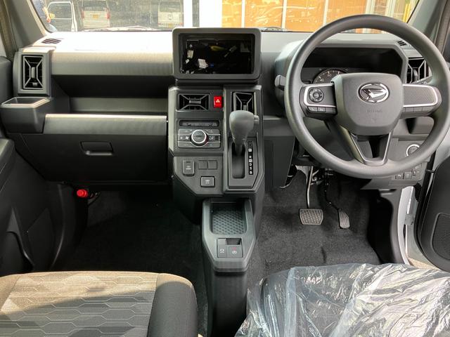 タフト Ｘ　助手席エアバック　運転席エアバック　ブレーキサポート　エコアイドル　レーンキープ　ソナー　横滑り防止　スカイルーフ　サイドエアバッグ　Ｂカメラ　ＡＢＳ付き　フルオートエアコン　ＬＥＤヘットライト（11枚目）