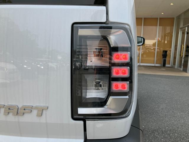タフト Ｘ　助手席エアバック　運転席エアバック　ブレーキサポート　エコアイドル　レーンキープ　ソナー　横滑り防止　スカイルーフ　サイドエアバッグ　Ｂカメラ　ＡＢＳ付き　フルオートエアコン　ＬＥＤヘットライト（31枚目）