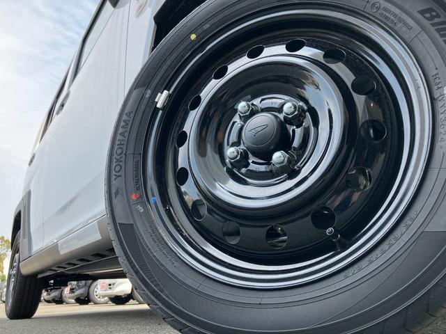 タフト Ｘ　助手席エアバック　運転席エアバック　ブレーキサポート　エコアイドル　レーンキープ　ソナー　横滑り防止　スカイルーフ　サイドエアバッグ　Ｂカメラ　ＡＢＳ付き　フルオートエアコン　ＬＥＤヘットライト（32枚目）