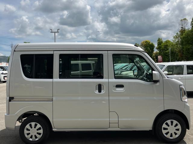 クリッパーバン ＤＸ　ＧＬパッケージ　オートライト　衝突軽減ブレーキ　レーンアシスト　パワーウインド　両側スライドドア　運転席シートヒーター　４ＷＤ　パワステ　運転席エアバック　エアコン　アイドリングストップ　禁煙車　電動格納ミラー（7枚目）