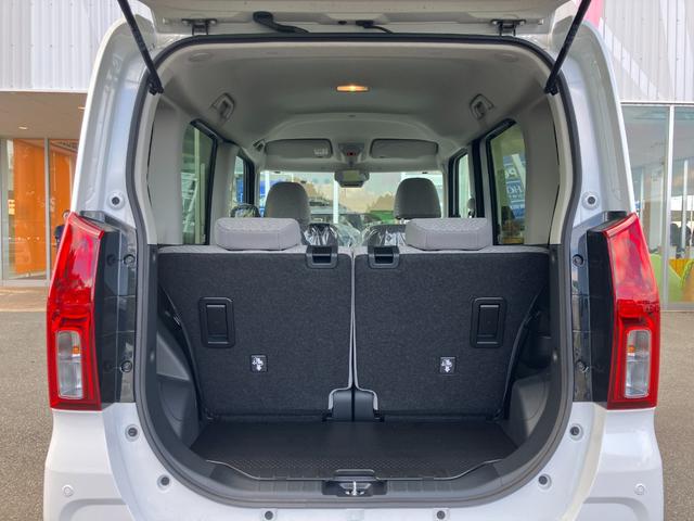 タント Ｘ　届出済未使用車　片側電動スライドドア　衝突被害軽減ブレーキ　電子パーキング　オートブレーキホールド　禁煙車　電動格納式ドアミラー　スマートキー　横滑り防止装置　ＬＥＤヘッドライト　オートハイビーム（12枚目）