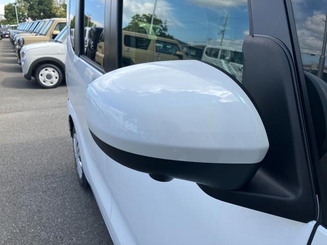 タント Ｘ　届出済未使用車　片側電動スライドドア　衝突被害軽減ブレーキ　電子パーキング　オートブレーキホールド　禁煙車　電動格納式ドアミラー　スマートキー　横滑り防止装置　ＬＥＤヘッドライト　オートハイビーム（16枚目）