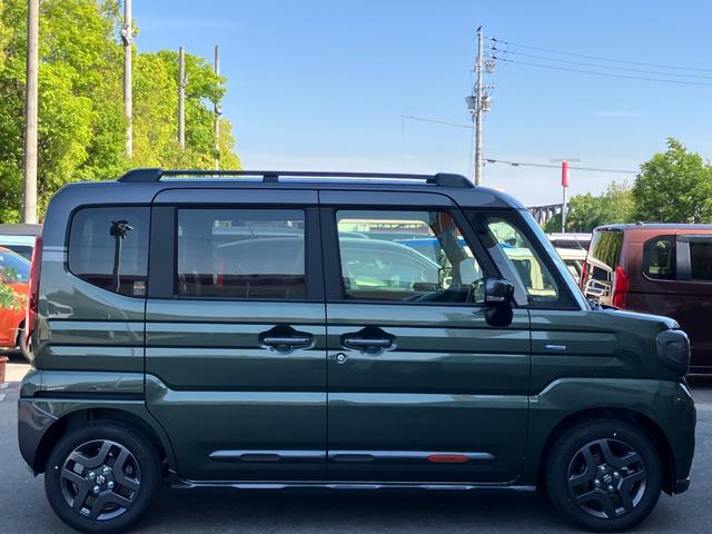 スペーシアギア ハイブリッドＸＺ　届出済未使用車　衝突被害軽減ブレーキ　電子パーキング　ブレーキホールド機能　パーキングセンサー　電動ミラー　シートヒーター　アイドリングストップ　レーンアシスト　フルフラットシート　オートライト（8枚目）