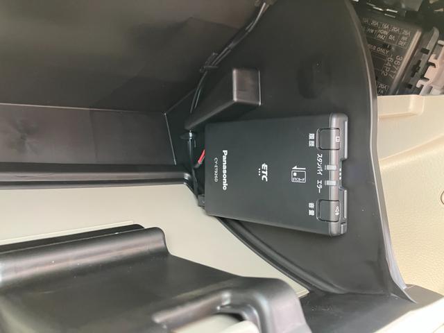 エブリイワゴン ＰＺターボスペシャル　誤発進抑制　キーフリ－　ＬＥＤヘットライト　リアセンサー　フルフラット　シ－トヒ－タ－　パワーステアリング　ＥＳＣ　ブルートゥース　エアコン　ベンチシート　スマートキー＆プッシュスタート　盗難警報装置（7枚目）
