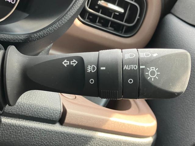 ムーヴキャンバス セオリーＧ　両側電動スライド　衝突被害軽減ブレーキ　ホットドリンクホルダー　電子パーキング　ブレーキホールド機能　スマートキー　運転席＆助手席シートヒーター　電動格納ミラー　オートライト　ＵＳＢ充電（31枚目）