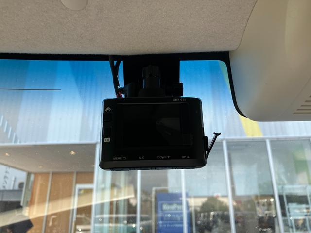 Ｎ－ＢＯＸ Ｇ・Ｌホンダセンシング　ディスプレイオーディオ　ドラレコ　ＥＴＣ　両側電動スライド　衝突被害軽減ブレーキ　クルーズコントロール　運転席＆助手席シートヒーター　スマートキー　電動格納ミラー　オートライト　ＵＳＢ充電（7枚目）