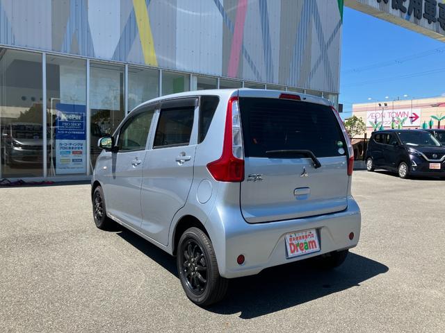 ｅＫワゴン Ｅ　ｅ－アシスト　Ｗエアバック　リモコンキー　横滑り防止　アルミホイール　運転席エアバッグ　ベンチシート　パワーウインド　電動格納ミラー　ＡＢＳ　衝突安全ボディ　ドライブレコーダー　エアコン　パワステ　ｅ－Ａｓｓｉｓｔ（13枚目）