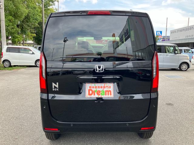 Ｎ－ＢＯＸ ベースグレード　ＨｏｎｄａＳＥＮＳＩＮＧ　片側電動スライド　電子パーキング　オートブレーキホールド　運転席＆助手席シートヒーター　アダプティブクルーズコントロール　スマートキー　サンシェード　オートライト（12枚目）