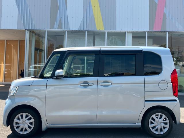 Ｎ－ＢＯＸ Ｇ・Ｌホンダセンシング　純正ナビ　バックカメラ　ＥＴＣ　片側電動スライド　クルーズコントロール　衝突被害軽減ブレーキ　スマートキー　電動格納式ミラー　オートエアコン　ＵＳＢ充電　サンシェード（12枚目）