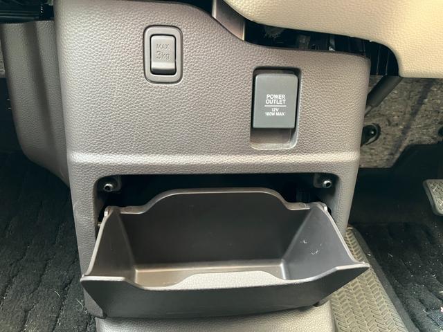 Ｎ－ＢＯＸ Ｇ・Ｌホンダセンシング　純正ナビ　バックカメラ　ＥＴＣ　片側電動スライド　クルーズコントロール　衝突被害軽減ブレーキ　スマートキー　電動格納式ミラー　オートエアコン　ＵＳＢ充電　サンシェード（42枚目）