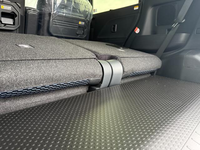 タント カスタムＸ　両側電動スライドドア　衝突被害軽減ブレーキ　電子パーキング　オートブレーキホールド　純正アルミホイール　スマートキー　運転席＆助手席シートヒーター　電動格納式ミラー　オートライト　ステアリングスイッチ（24枚目）