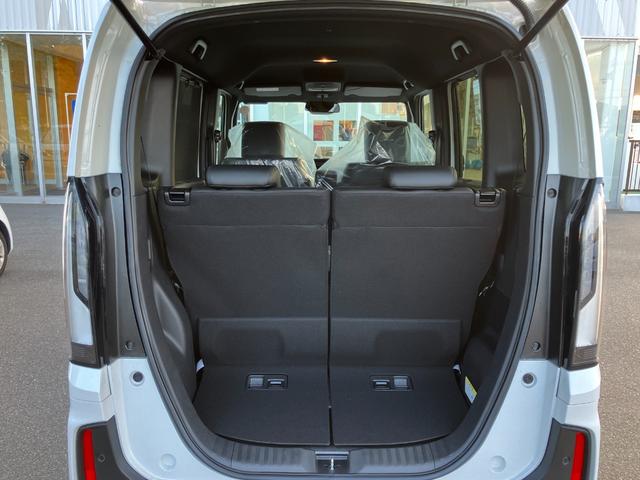 Ｎ－ＢＯＸカスタム ターボ　ＨｏｎｄａＳＥＮＳＩＮＧ　両側電動スライドドア　アダプティブクルーズコントロール　電子パーキング　オートブレーキホールド　運転席＆助手席シートヒーター　スマートキー　サンシェード　シートバックテーブル（27枚目）
